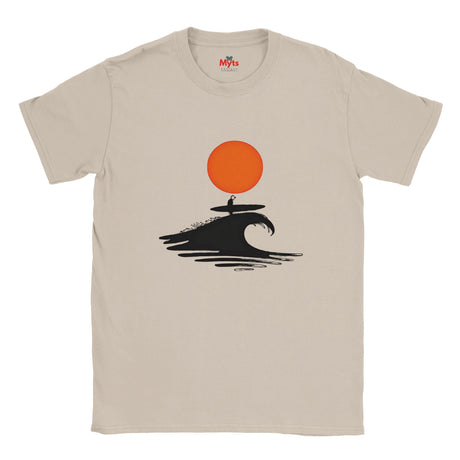 Natural t-shirt with a graphic design of a person on a wave under an orange sun, brand 'Myts' visible.